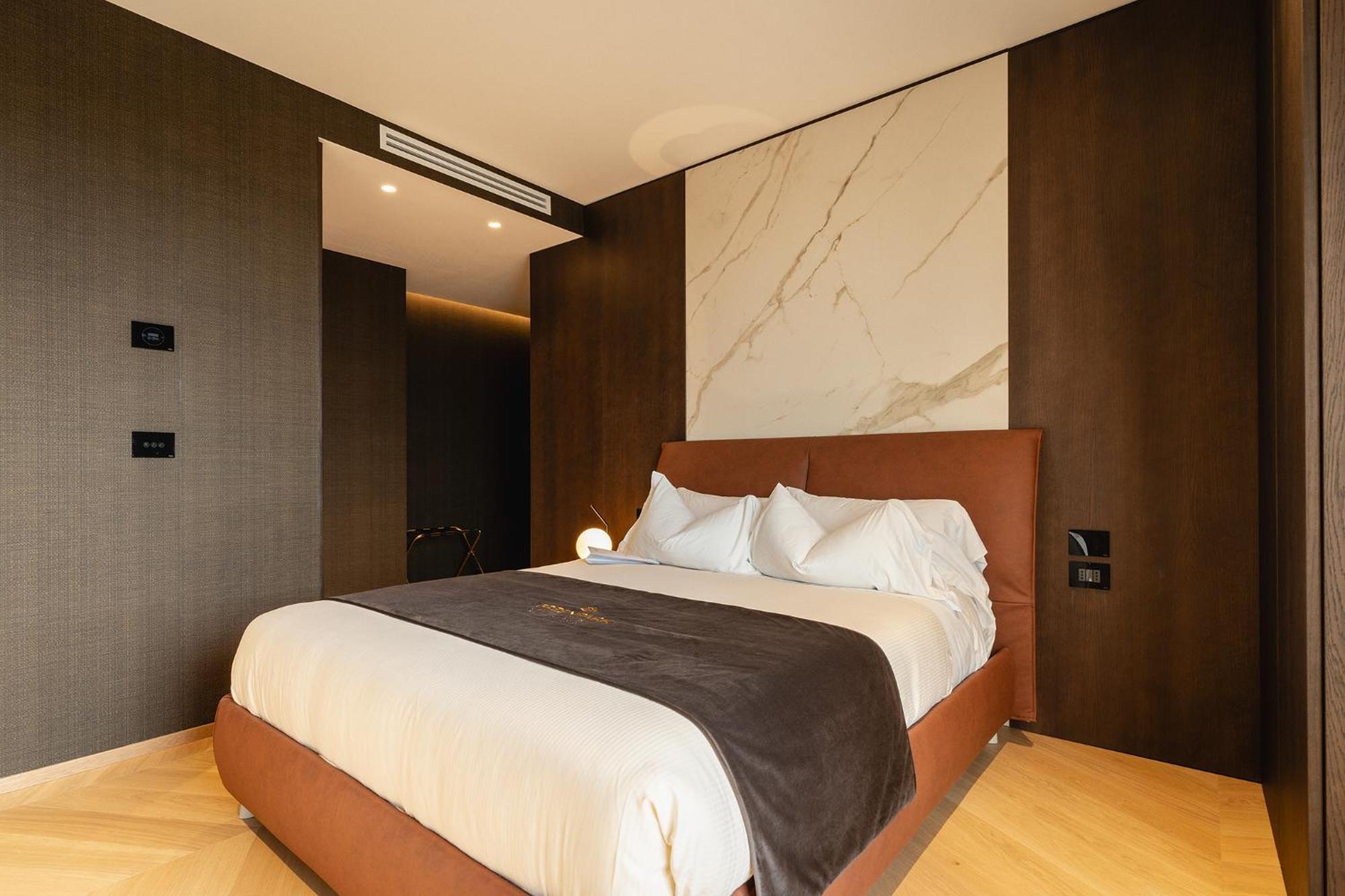 Green Park Penthouse Suite & Pool - Heated Pool - Bari Kültér fotó