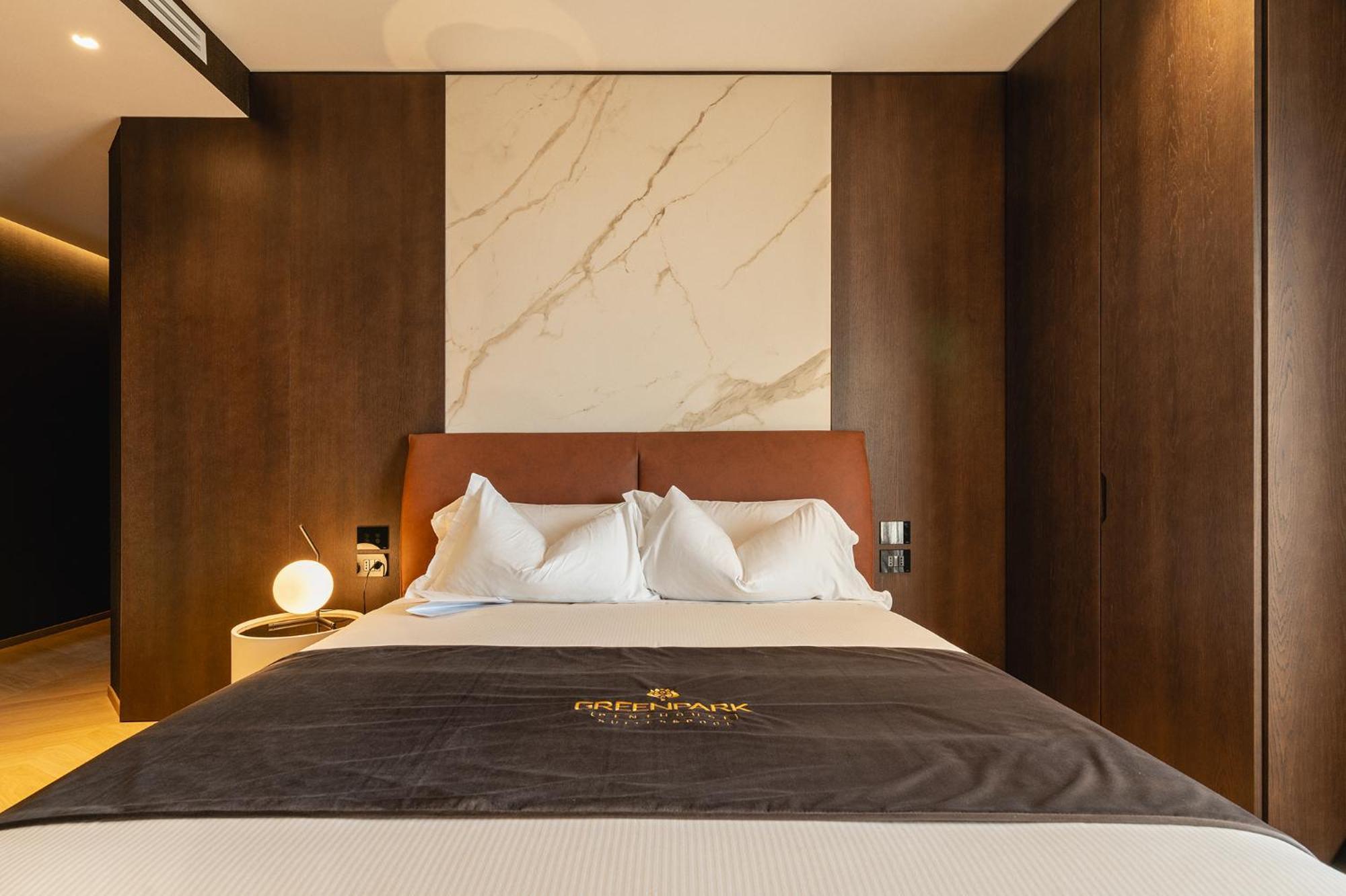 Green Park Penthouse Suite & Pool - Heated Pool - Bari Kültér fotó